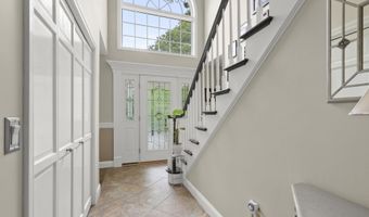 5 Lancaster Ln, Bourne, MA 02532