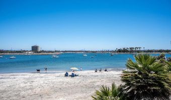 2820 BAYSIDE Walk 6, San Diego, CA 92109