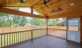 522 Tiger Blvd, Bentonville, AR 72712