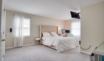 809 Longboat Ave, Beachwood, NJ 08722