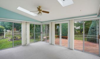 164 BURNING TREE Rd, Dover, DE 19904