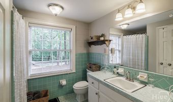 530 Westview Dr, Athens, GA 30606