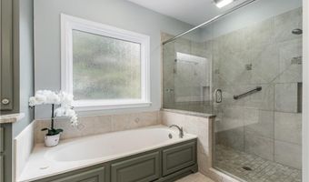 4672 Glenshire Pl, Atlanta, GA 30338