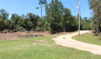 188 Compass Lake Dr, Alford, FL 32420