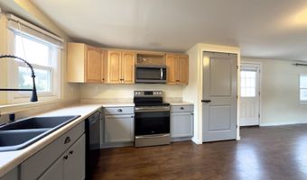 35 Circle Dr, Belmont, NH 03220