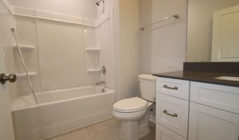 2728 Hunter Woods Dr, Apex, NC 27502