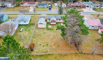 35 Elm Blvd, Babbitt, MN 55706