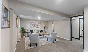 3913 Claridge Dr, Austintown, OH 44511