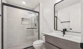 43501 POSTRAIL Sq, Ashburn, VA 20147