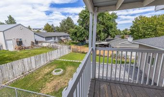 1104 Leslie Ln, Benton City, WA 99320