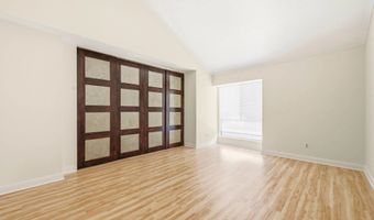 9289 Village Glen Dr 118, San Diego, CA 92123