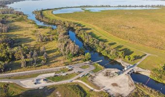 5261 WATERWOOD Dr, Bartow, FL 33830