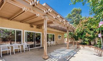 6111 E Calle Pantano, Anaheim, CA 92807