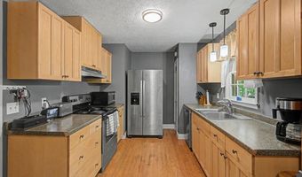 235 N Bellview Rd, Aragon, GA 30104