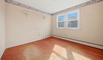 218 Woodland Ave, Bloomfield, CT 06002