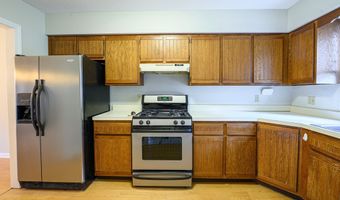 15 Quarry Village Rd 15, Cheshire, CT 06410