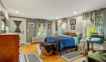 221 S Main St, Cambridge, VT 05444