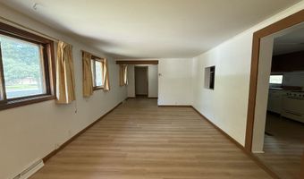 216 N Kenwood St, Adams, WI 53910