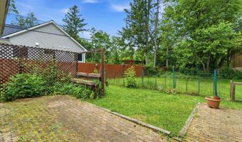 2687 Apple Way, Ann Arbor, MI 48104