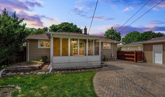 2700 N LILLIAN Ct, Appleton, WI 54911