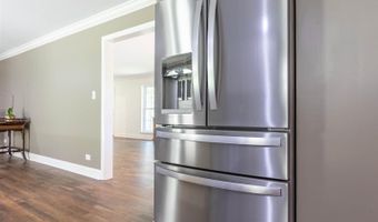 22 Shady Ln, Albertville, AL 35950