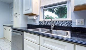1454 Pine Valley Blvd, Ann Arbor, MI 48104