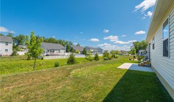 129 Eagle Cir, Amherst, OH 44001