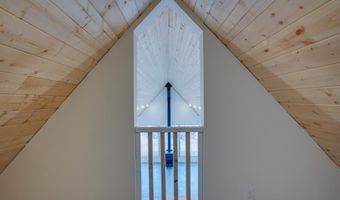 8 Quonset Way, Carson, NM 87517