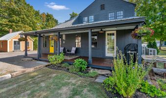 992 Pequawket Trl, Baldwin, ME 04091