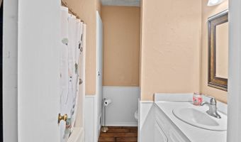 715 Ash St, Ardmore, OK 73401