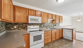 12135 63rd St NE, Albertville, MN 55301