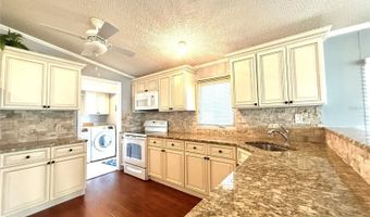 112 SAINT PIERRES Way, Apollo Beach, FL 33572