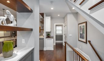 7275 Schoolhouse Dr SE, Ada, MI 49301