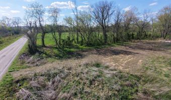 429 Jerry's Run Rd, Apple Grove, WV 25502