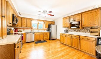 2304 High St, Beatrice, NE 68310