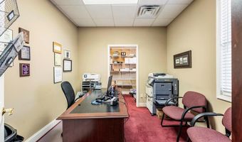 208 S Main St, Abbeville, SC 29620