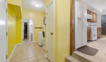 74 Muncy Ln, Ashland, KY 41102
