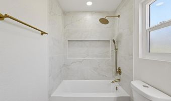 5471 Papagallo Dr, Oceanside, CA 92057