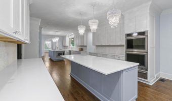 415 Pine St, Camden, SC 29020