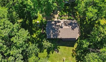 2216 N Medina Line Rd, Akron, OH 44333