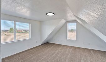21588 Viento Rd, Apple Valley, CA 92308