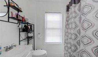 825 Douglas Ave, Providence, RI 02908