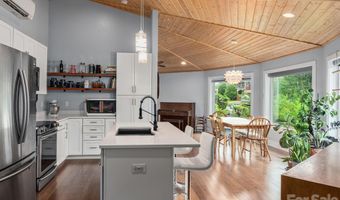 63 Beverly Rd W, Asheville, NC 28806