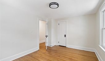 378 Cross St, Akron, OH 44311