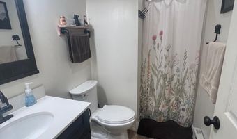 47 HOLIDAY Dr, Albrightsville, PA 18210