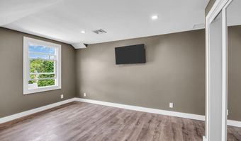 590 Lloyd Rd, Aberdeen, NJ 07747