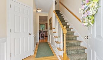 83 Pleasant St, Ayer, MA 01432