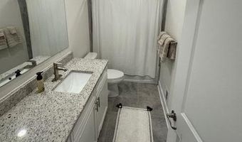 12435 SEA OAKS Ln #2, Berlin, MD 21811