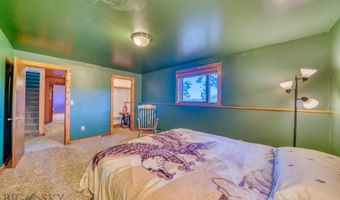 8799 Huffman Ln, Bozeman, MT 59715