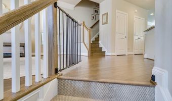 1318 S QUINN St, Arlington, VA 22204